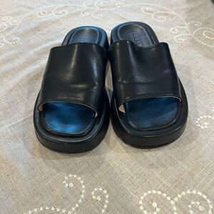 Journee Collection Black Women's Sandals